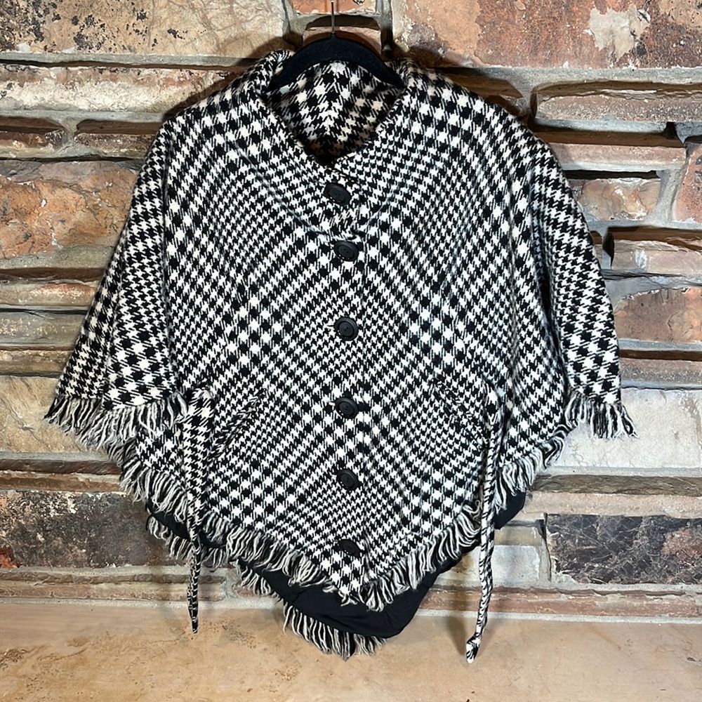 Vintage 60’s Houndstooth Cape Coat - Picture 1 of 7